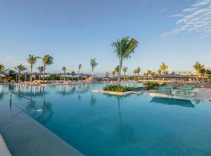 Hotell Estudio Playa Mujeres Cancún