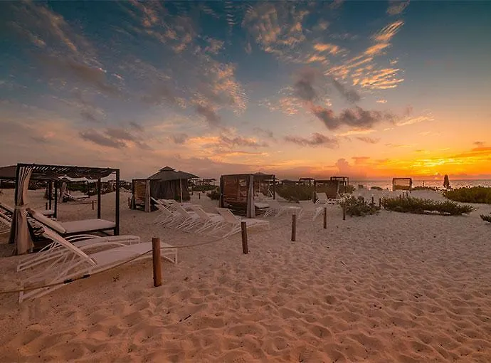 Estudio Playa Mujeres Cancún 5*,